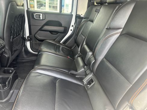 Used 2022 Jeep Gladiator Mojave w/ Cold Weather Group AWD/4WD image 23