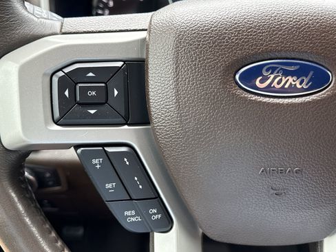 Used 2017 Ford F150 King Ranch w/ Equipment Group 601A Luxury AWD/4WD image 22