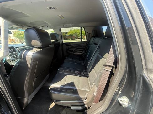 Used 2017 GMC Yukon SLT RWD image 13