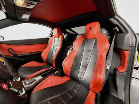 Used 2014 Ferrari 458 Italia Coupe RWD image 60