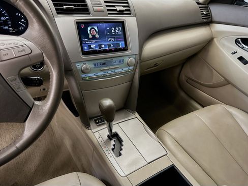 Used 2009 Toyota Camry Hybrid image 25