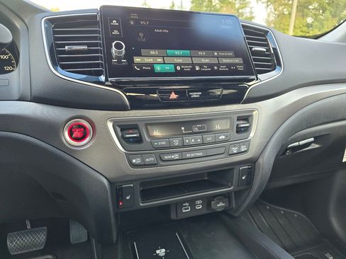 New 2026 Honda Ridgeline RTL image 18