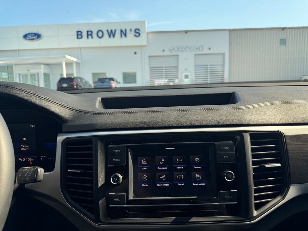 Used 2023 Volkswagen Atlas SE AWD/4WD image 25