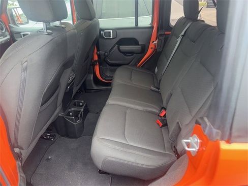 Used 2023 Jeep Wrangler Sport image 29