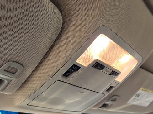 Used 2015 Toyota Avalon XLE Premium image 31