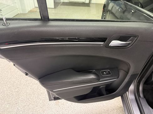 Used 2018 Chrysler 300 S w/ Safetytec Plus Group image 24