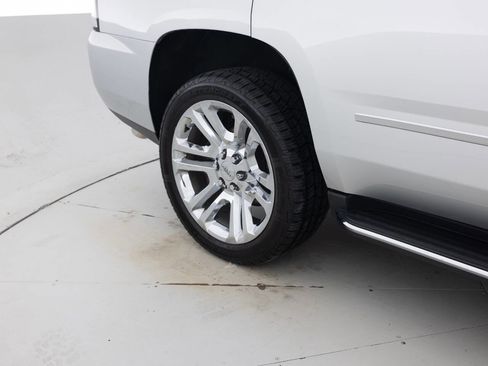 Used 2018 GMC Yukon SLT w/ Premium Edition image 21