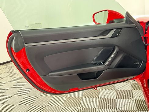 Used 2024 Porsche 911 Carrera image 18