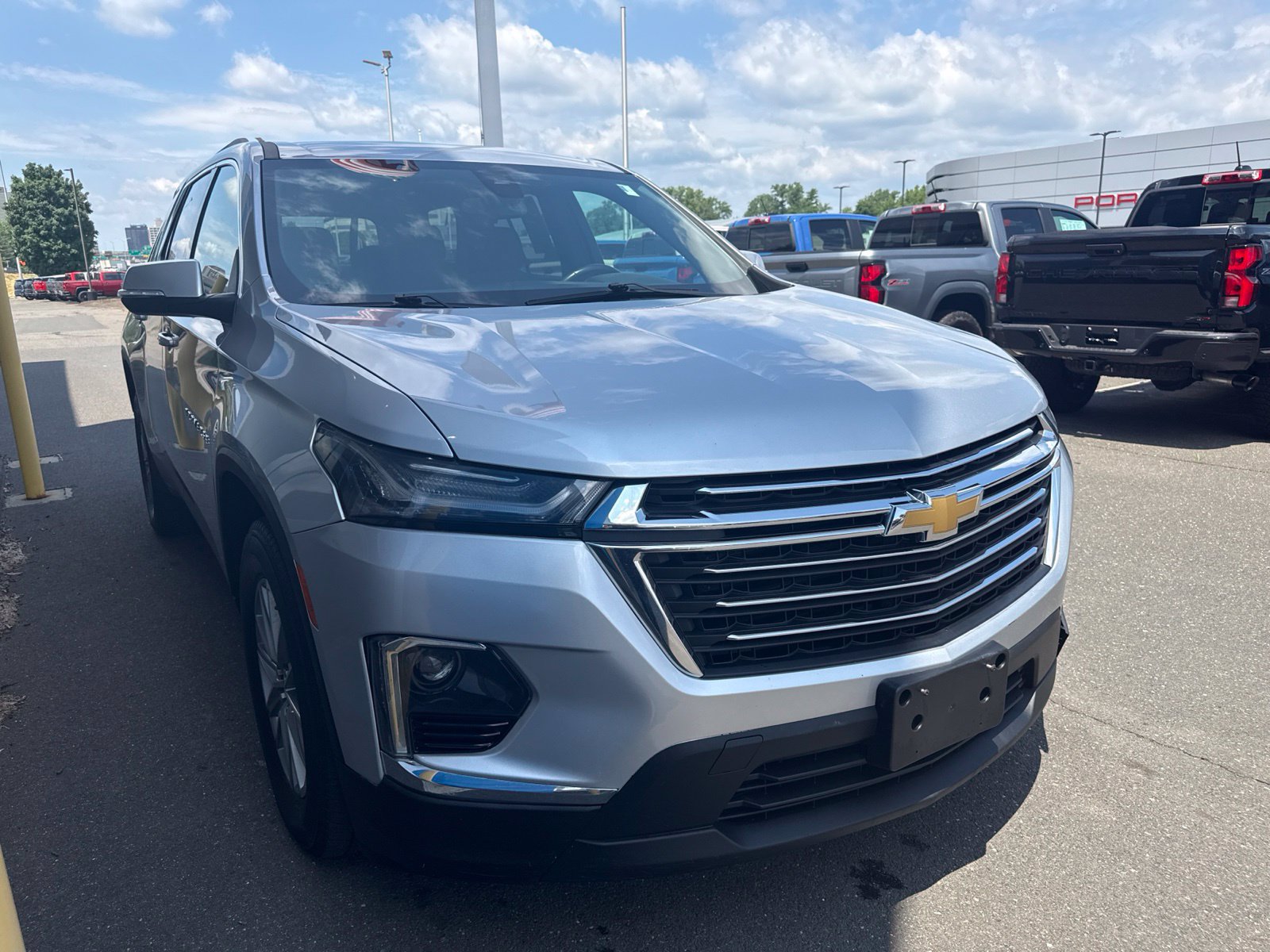 Used 2022 Chevrolet Traverse LT AWD/4WD image 4
