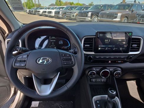 New 2026 Hyundai Venue SEL FWD image 16