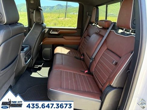 Used 2025 GMC Sierra 3500 Denali Ultimate AWD/4WD image 29
