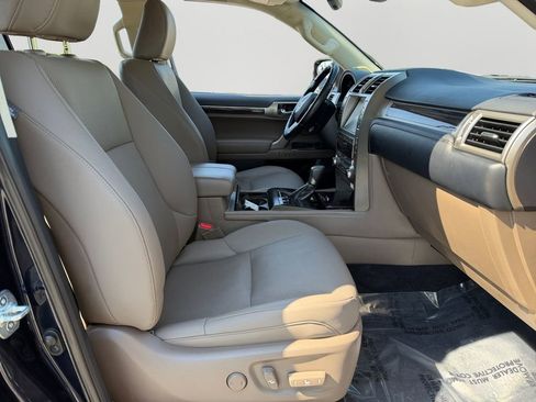 Used 2020 Lexus GX 460 Premium w/ Premium Package AWD/4WD image 8