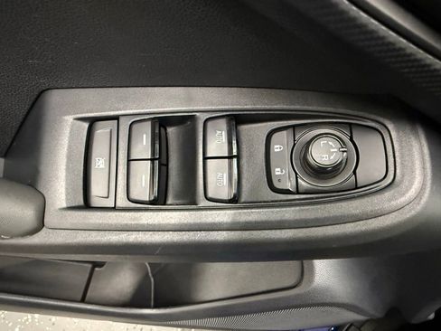 Used 2025 Subaru Crosstrek 2.0i Premium AWD/4WD image 10