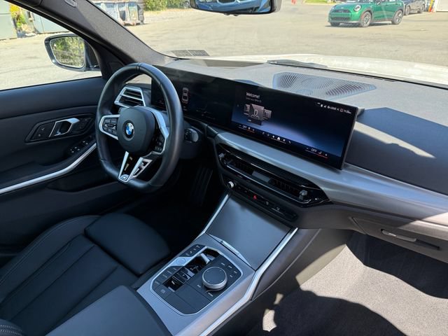 Certified 2026 BMW 330i xDrive Sedan w/ M Sport Package AWD/4WD image 17
