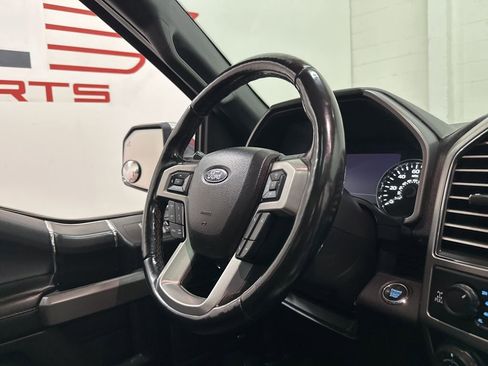 Used 2018 Ford F150 Platinum w/ Equipment Group 701A Luxury image 58