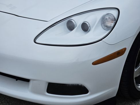 Used 2008 Chevrolet Corvette Coupe w/ Preferred Equipment Group image 7