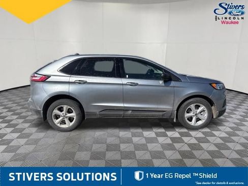 Used 2024 Ford Edge SE image 3
