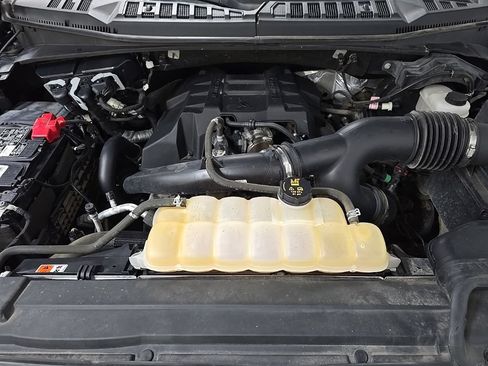 Used 2018 Ford F150 XL w/ Equipment Group 101A Mid AWD/4WD image 17
