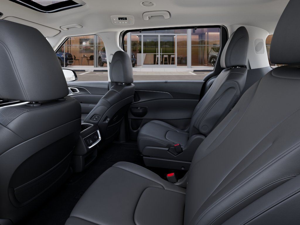 New 2027 Kia Carnival SX FWD image 18