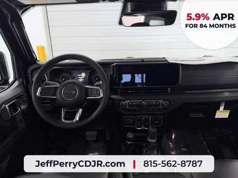 New 2026 Jeep Wrangler Unlimited Sahara AWD/4WD image 25