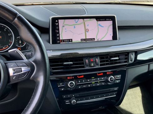 Used 2018 BMW X5 xDrive50i AWD/4WD image 6