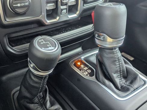 New 2026 Jeep Gladiator Sport AWD/4WD image 16