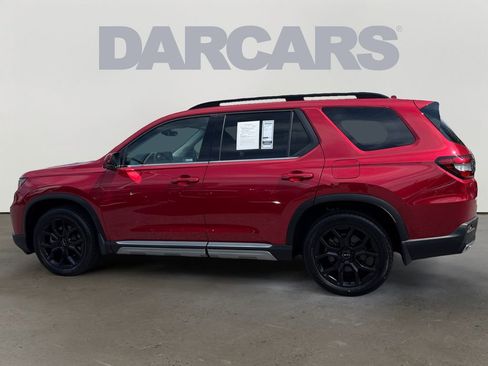 Used 2025 Honda Pilot Elite image 4