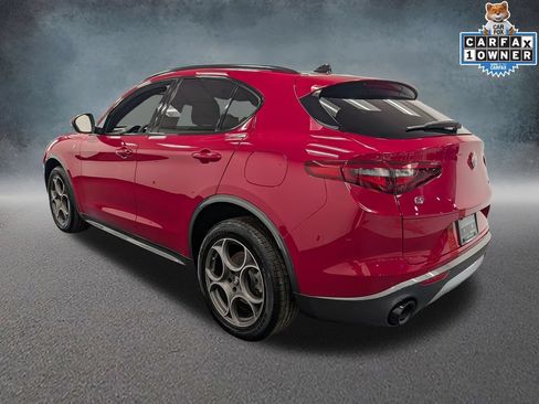 Used 2023 Alfa Romeo Stelvio Ti AWD/4WD image 6