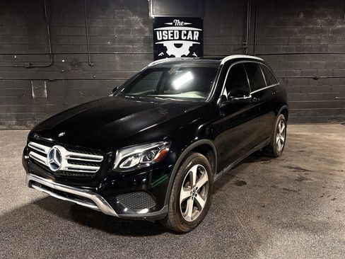 Used 2017 Mercedes-Benz GLC 300 4MATIC image 1