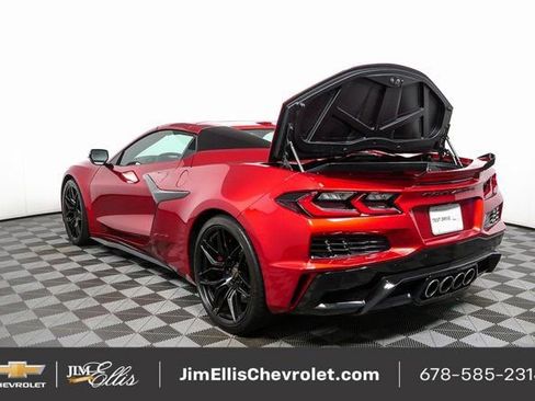 Used 2023 Chevrolet Corvette Z06 image 31
