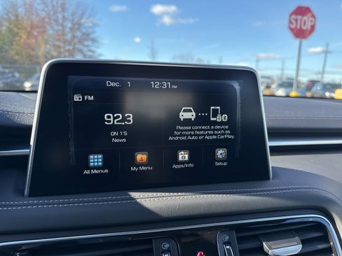 Used 2020 Genesis G70 2.0T image 18