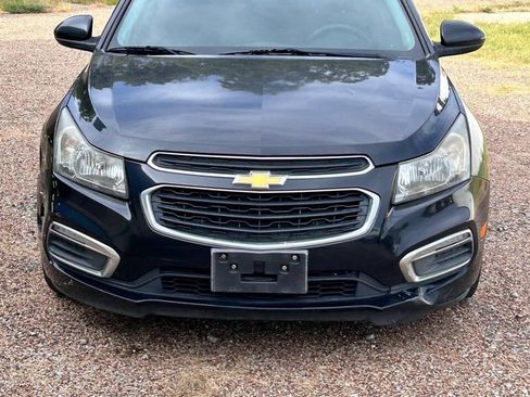 Used 2016 Chevrolet Cruze LT w/ Sun And Sound Package FWD image 8