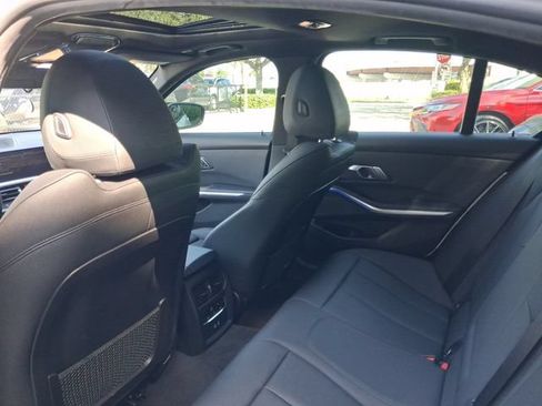 Used 2021 BMW 330i Sedan w/ Premium Package RWD image 5