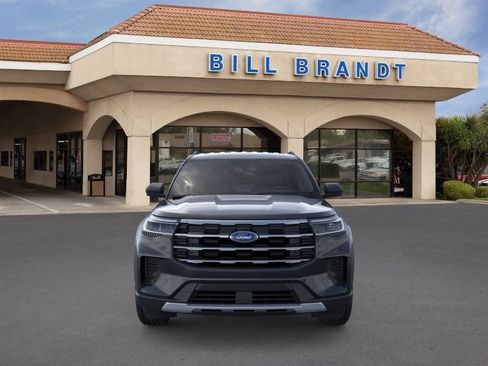 Used 2026 Ford Explorer Active AWD/4WD image 7