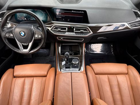Used 2019 BMW X5 xDrive40i w/ Premium Package image 14