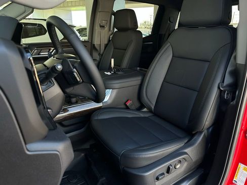 New 2026 GMC Sierra 1500 Elevation w/ Elevation Premium Package image 12