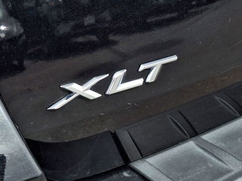 Used 2024 Ford Explorer XLT w/ Equipment Group 202A AWD/4WD image 33