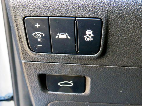 Used 2023 Kia K5 EX image 22