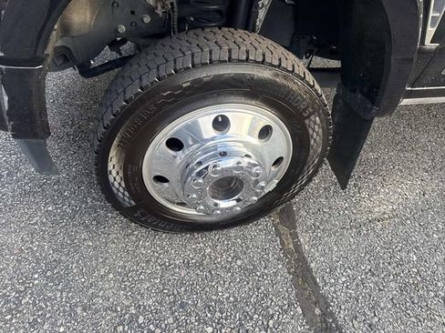 Used 2025 Ford F450 Platinum image 12