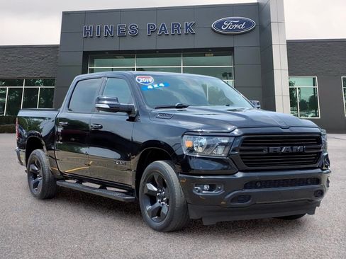 Used 2019 RAM 1500 Big Horn AWD/4WD image 1