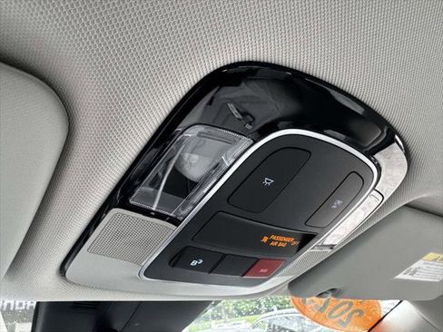 Used 2025 Hyundai Tucson SE FWD image 27