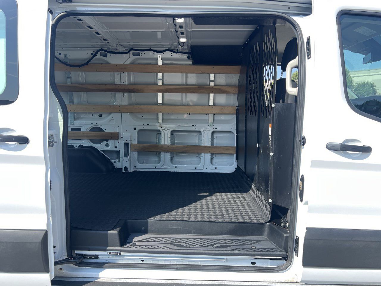 Used 2025 Ford Transit 250 Low Roof w/ Exterior Upgrade Package RWD image 20