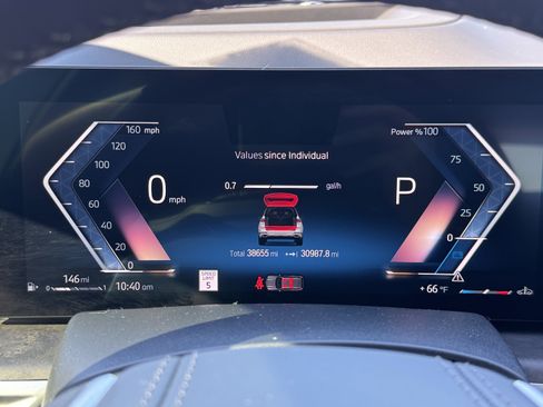 Used 2023 BMW X7 xDrive40i w/ Executive Package image 11