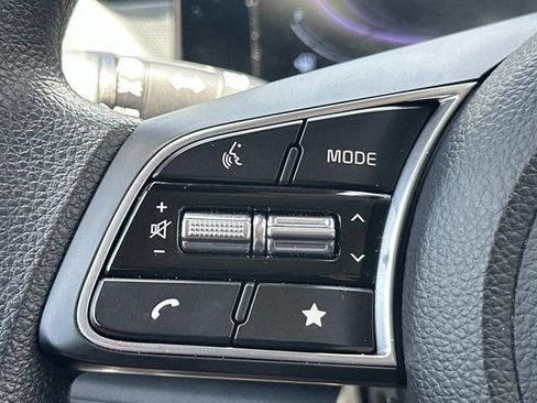 Used 2026 Kia Seltos LX FWD image 19