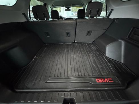 Used 2020 GMC Terrain SLE image 10