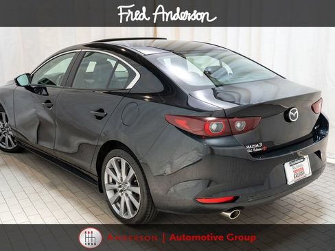 Used 2024 MAZDA MAZDA3 s FWD image 3