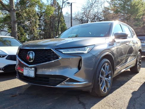 Certified 2024 Acura MDX SH-AWD w/ Technology Package image 3