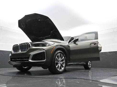 Used 2023 BMW X6 xDrive40i w/ Premium Package AWD/4WD image 39