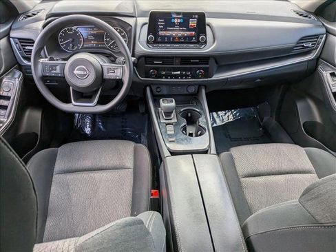 Used 2024 Nissan Rogue SV FWD image 16