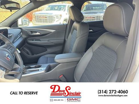 New 2026 Buick Envista Preferred w/ Convenience I Package FWD image 11